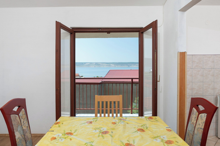 Others 3, Apartment Sunny, Starigrad