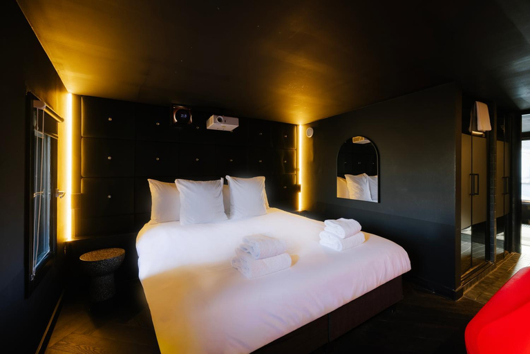 Bedroom 2, SUPPER Hotel, Amsterdam