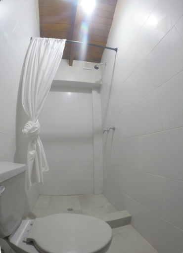 Bathroom 2, Hostal Tayupanda, Quito