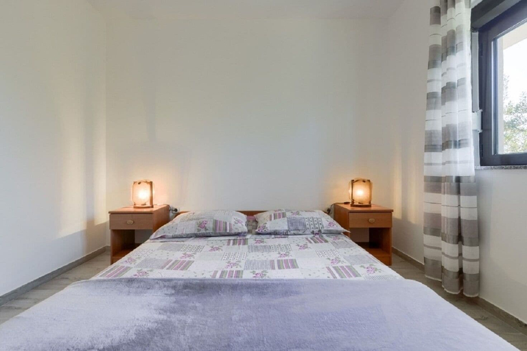 Room 3, Apartments Edi, Ražanac
