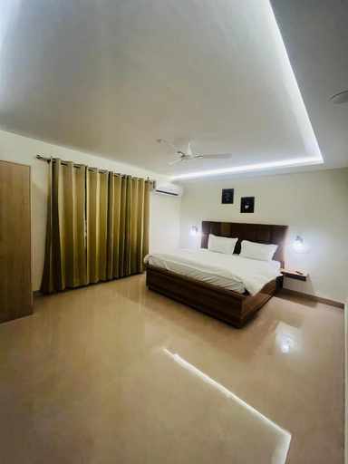Room 2, Greek House By Housiify, Gurgaon