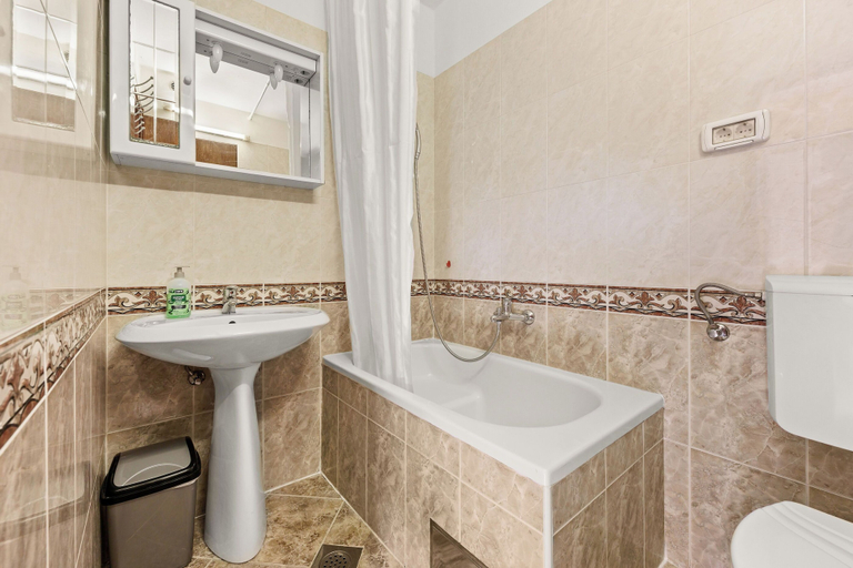 Bathroom 5, Apartments Villa Amaryllis, Brtonigla