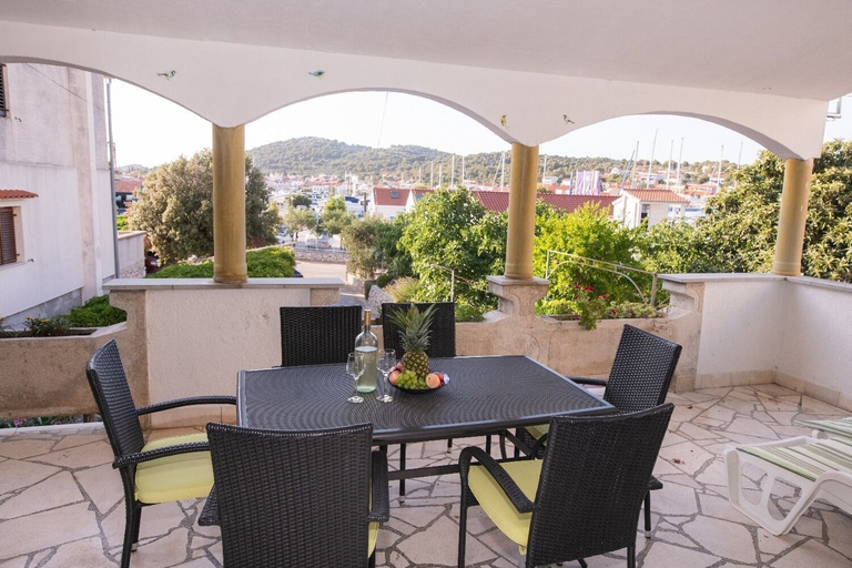 Others 5, Apartment Matija, Tisno
