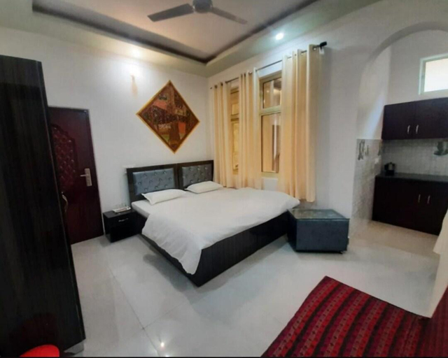 Others 2, Paradise Palm Hotel, Tehri Garhwal