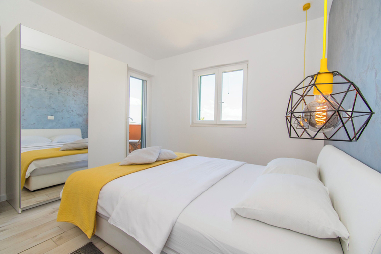 Bedroom 2, Apartments Delfin, Vodice