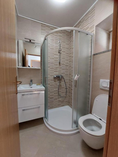 Bathroom, House Dalmatika Zaton, Nin