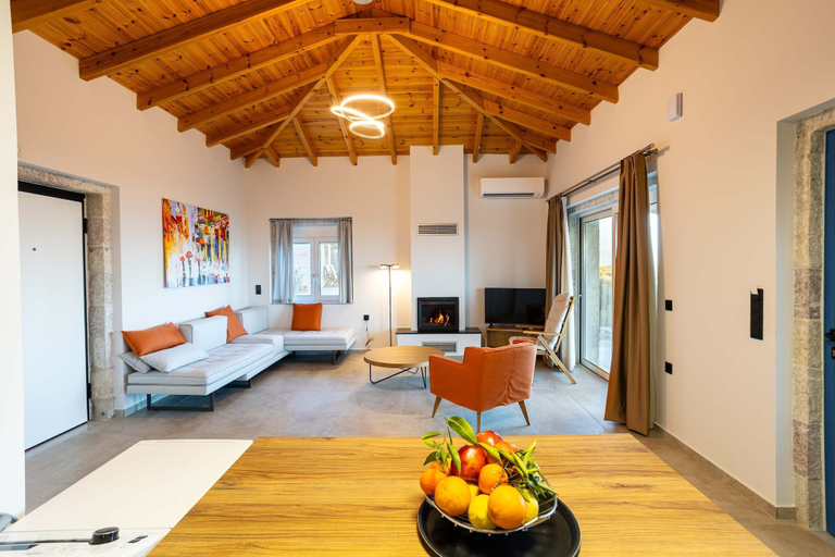 Room 3, Petra Thea Chrani - Seaview Ethereal Getaway, Peloponnese