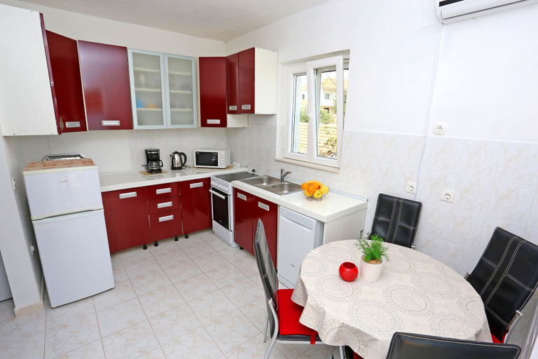 Private kitchen 3, Apartment Marija, Marina