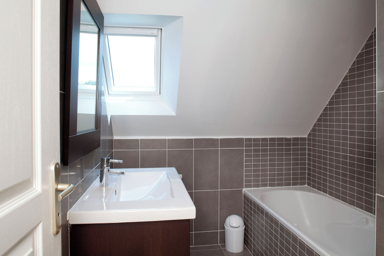 Bathroom, Le Village Cancalais, Ille-et-Vilaine