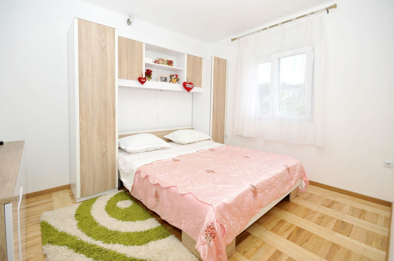 Bedroom 2, Apartments Ivica, Kaštela