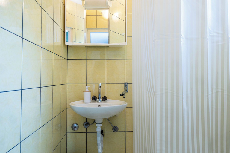 Bathroom 5, Apartments Josip, Baška Voda