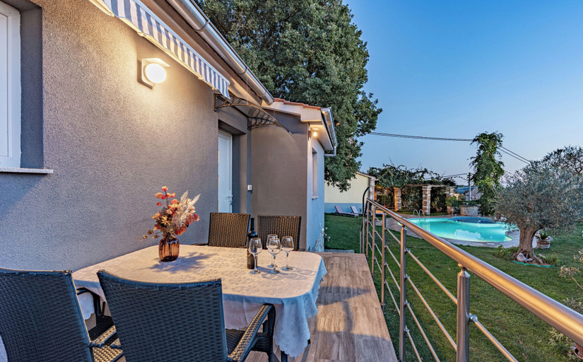 Terrace/patio 5, House Nina, Pazin