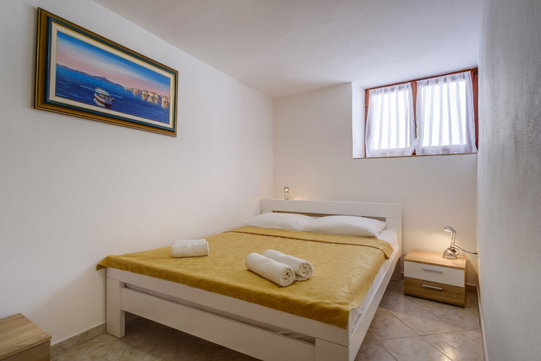 Bedroom 2, Apartments Stipe, Mali Lošinj
