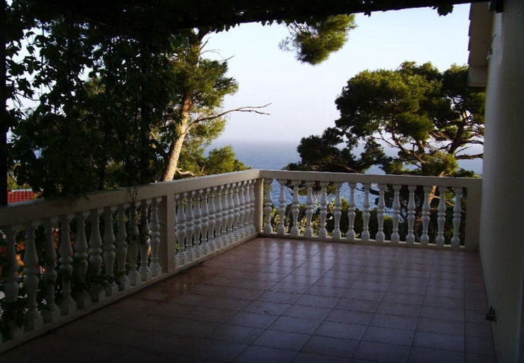 Others 5, Apartments Var, Jelsa