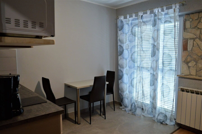 Others 5, Apartments Leonard, Poreč