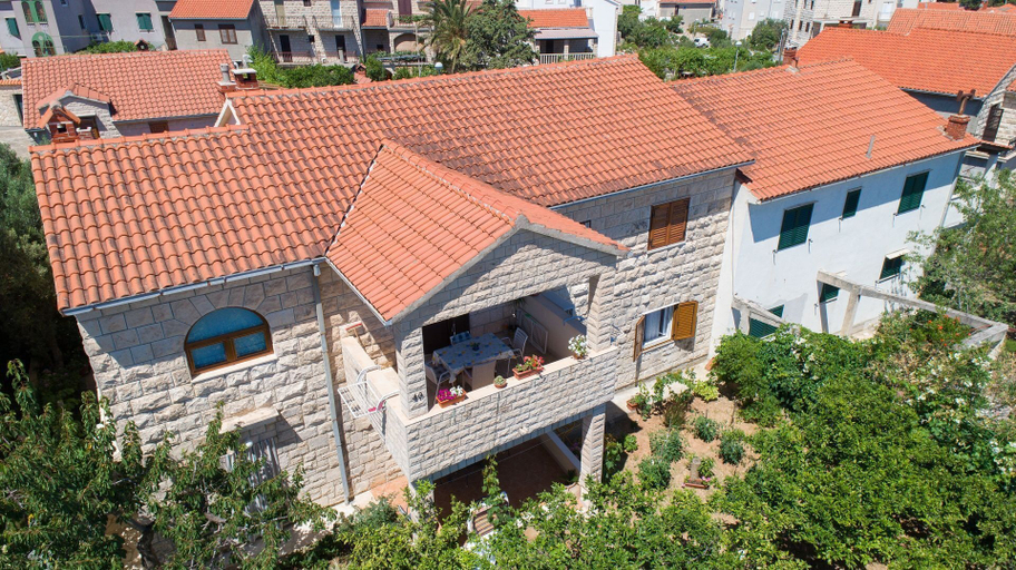 Exterior & Views, Apartment Zora, Supetar