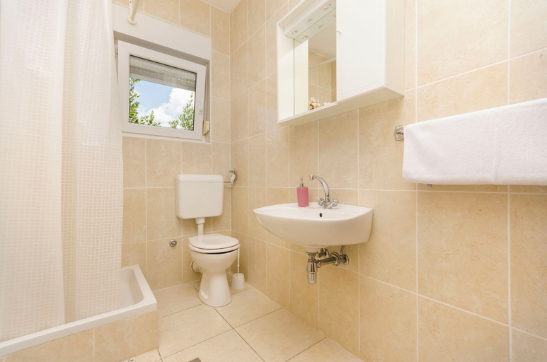 Bathroom 3, Apartments Sabina, Vodice