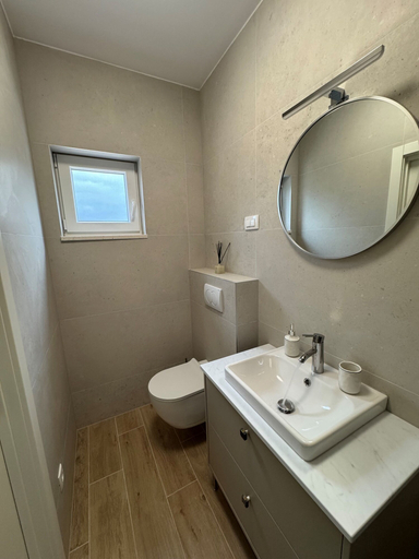 Bathroom 5, House Vida, Omiš