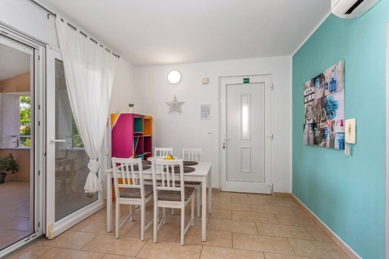 Dining 4, Apartments and Room Tamaris, Malinska-Dubašnica