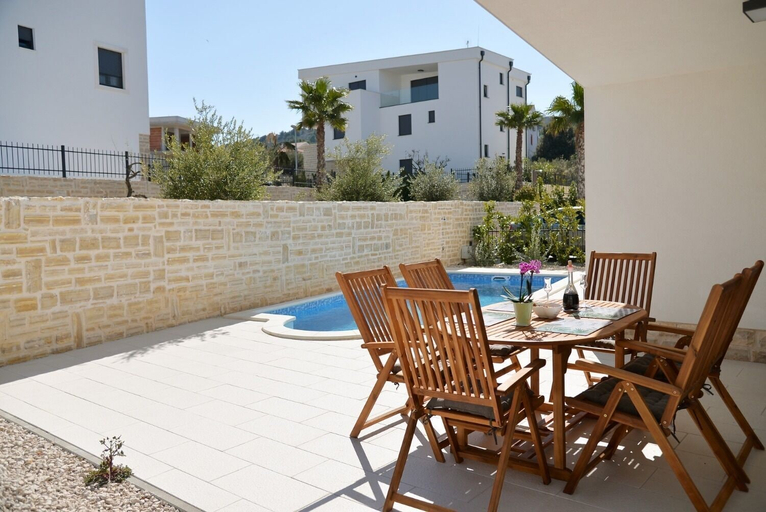 Terrace/patio 3, Apartment Nata, Murter