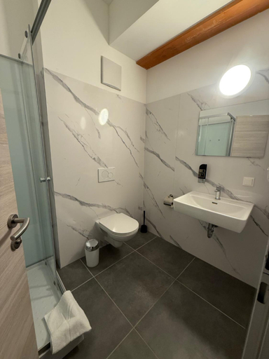 Bathroom 4, Hotel Vogelweiderhof, Salzburg
