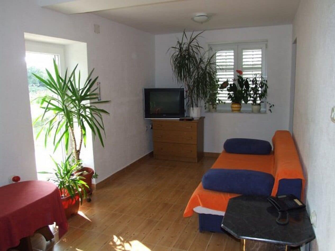 Others 5, Apartments Mir, Nin
