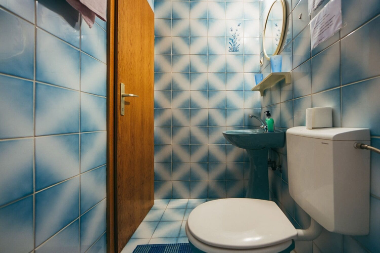 Bathroom 3, Apartments Lovre, Brela