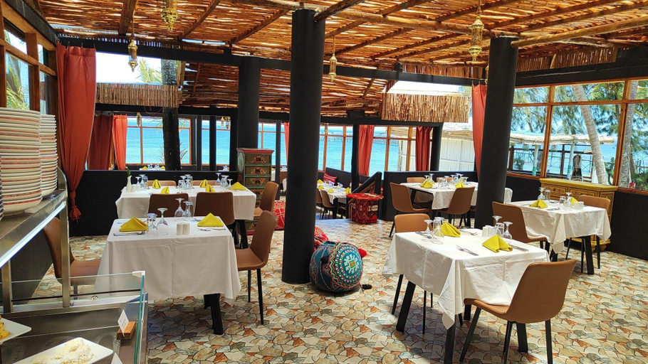 Food & Drinks 5, Paradise Beach Resort, Kati