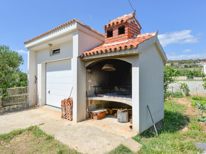BBQ/picnic area, House Marija, Pag