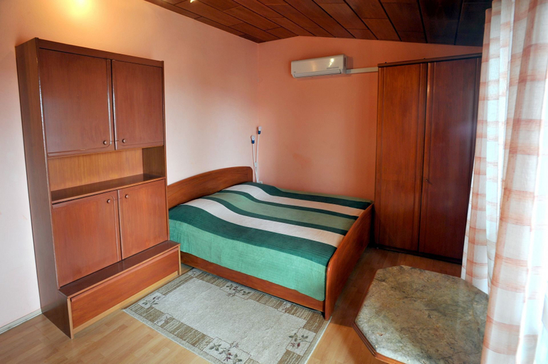 Bedroom 3, Apartments Virena, Makarska