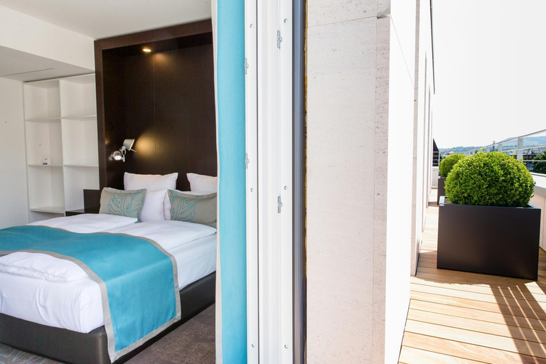 Bedroom 3, Motel One Stuttgart - Bad Cannstatt, Stuttgart