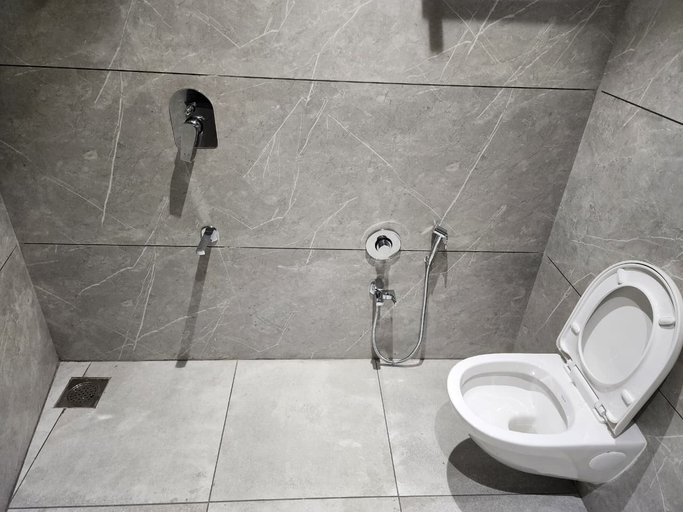 Bathroom 2, HOTEL SHREEDARSHAN, Surat