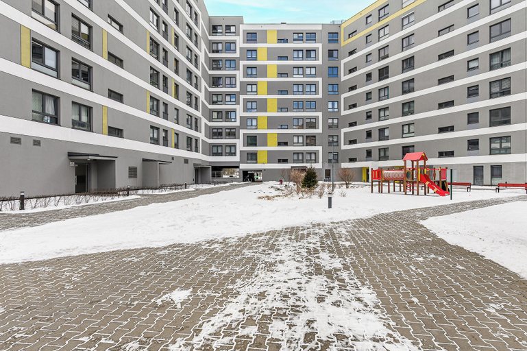 Front of property 3, Lumina Family apartment with patio, Warsaw