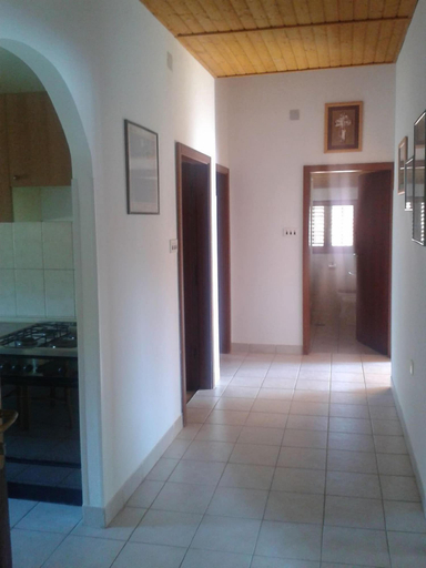 Others 5, Apartments Ivo, Sali