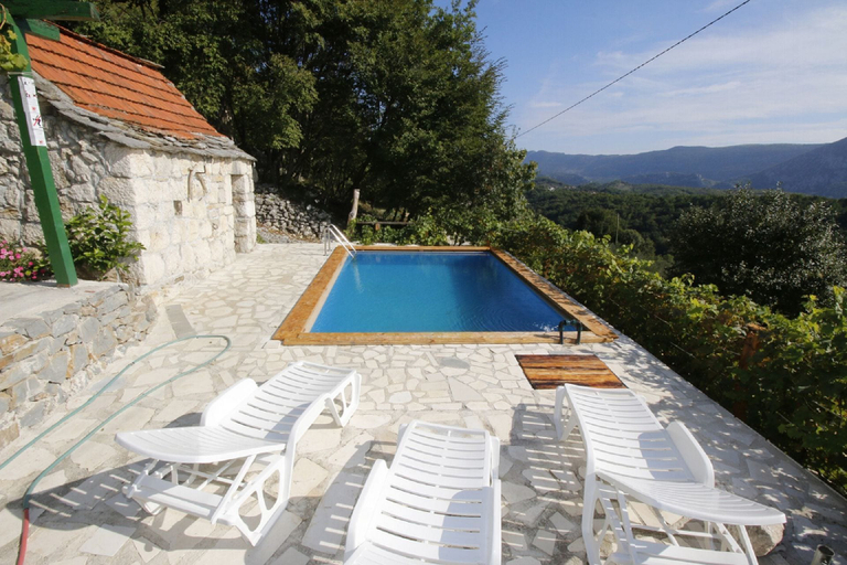 Sport & Beauty 4, House Mario, Omiš