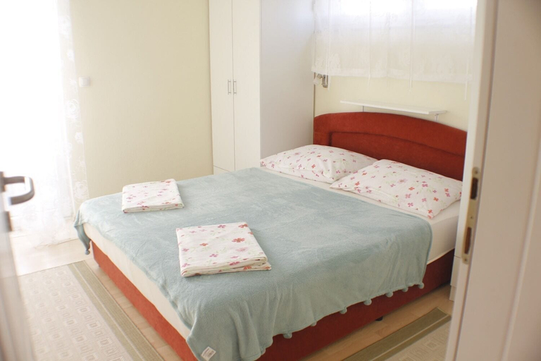 Bedroom 2, Apartments Marin, Biograd na Moru
