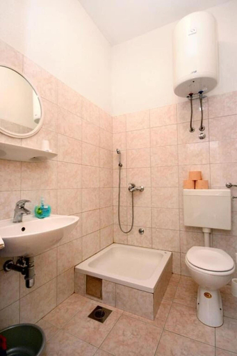 Bathroom 3, Apartments Sunny, Makarska
