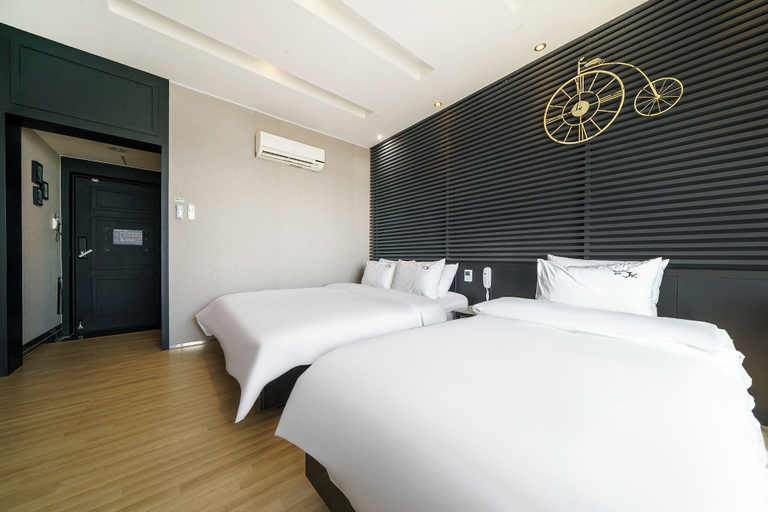 Bedroom 4, JK Hotel, Gangseo