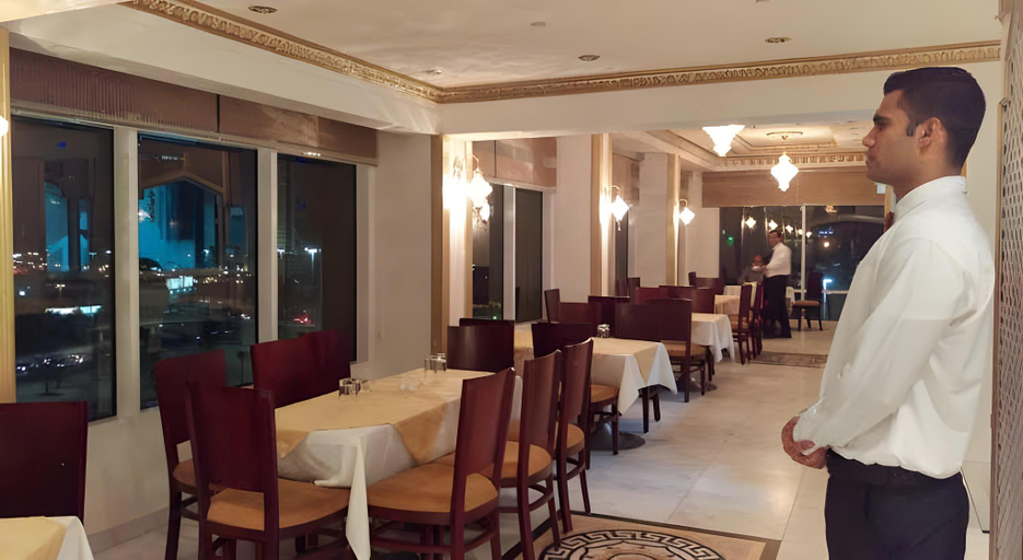 Food & Drinks 5, Kuwait Continental Hotel, Kuwait City