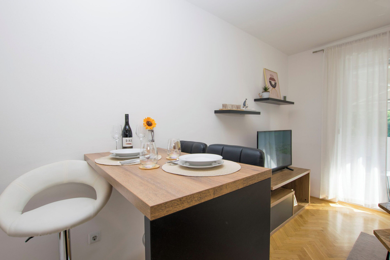 Dining, Apartment Molly, Rijeka