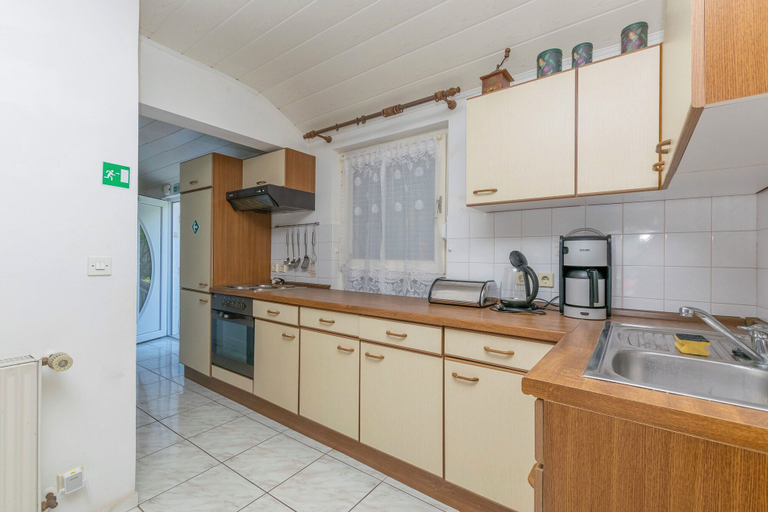 Private kitchen 4, Apartments First row, Korčula