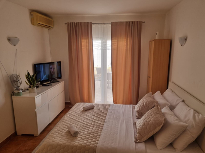 Room 2, Apartment Bubi, Šolta