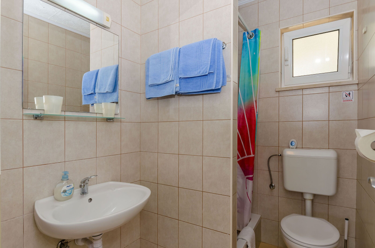 Bathroom 4, Apartments Marika, Hvar