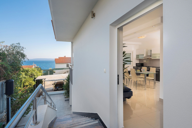 Balcony 5, Apartments Natasa, Seget