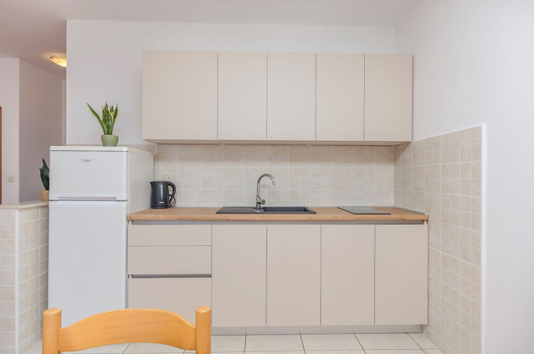 Others 4, Apartments Sabina, Vodice