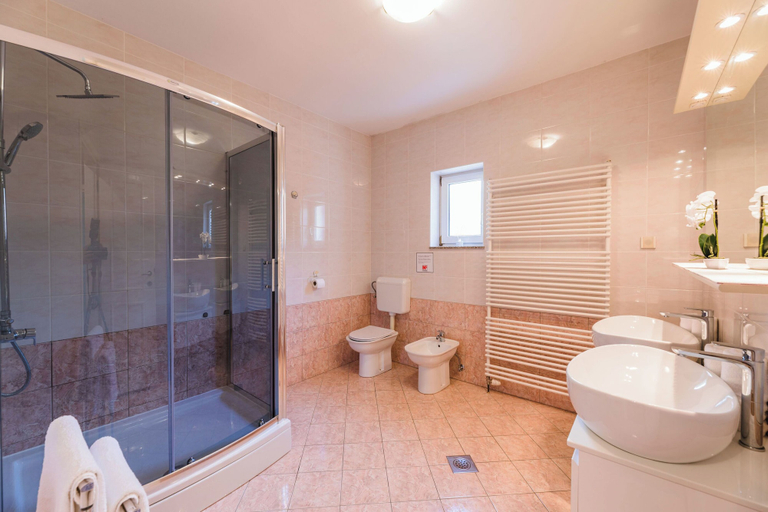 Bathroom 2, Villa Roko, Novi Vinodolski