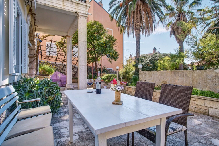 Primary image, Apartments Old Sailor s House, Mali Lošinj