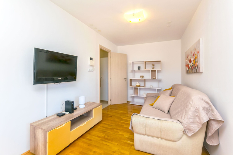 Others 5, Apartment Tino, Split