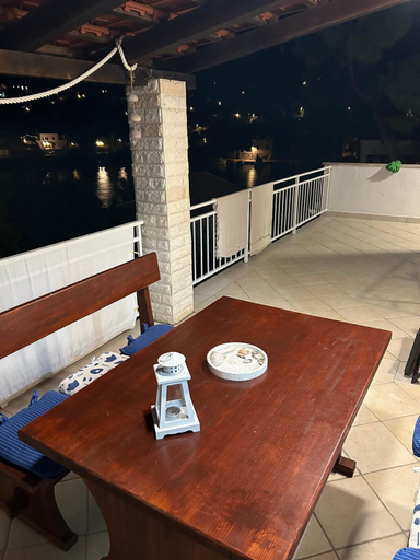 Terrace/patio 2, Apartment Dino, Supetar