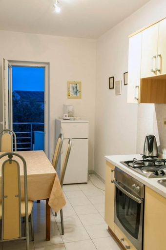 Private kitchen 2, Apartments Erikas, Novalja